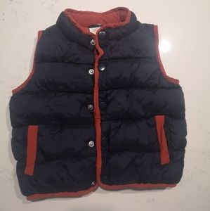 5 for 25$💛Gymboree toddler puffer vest